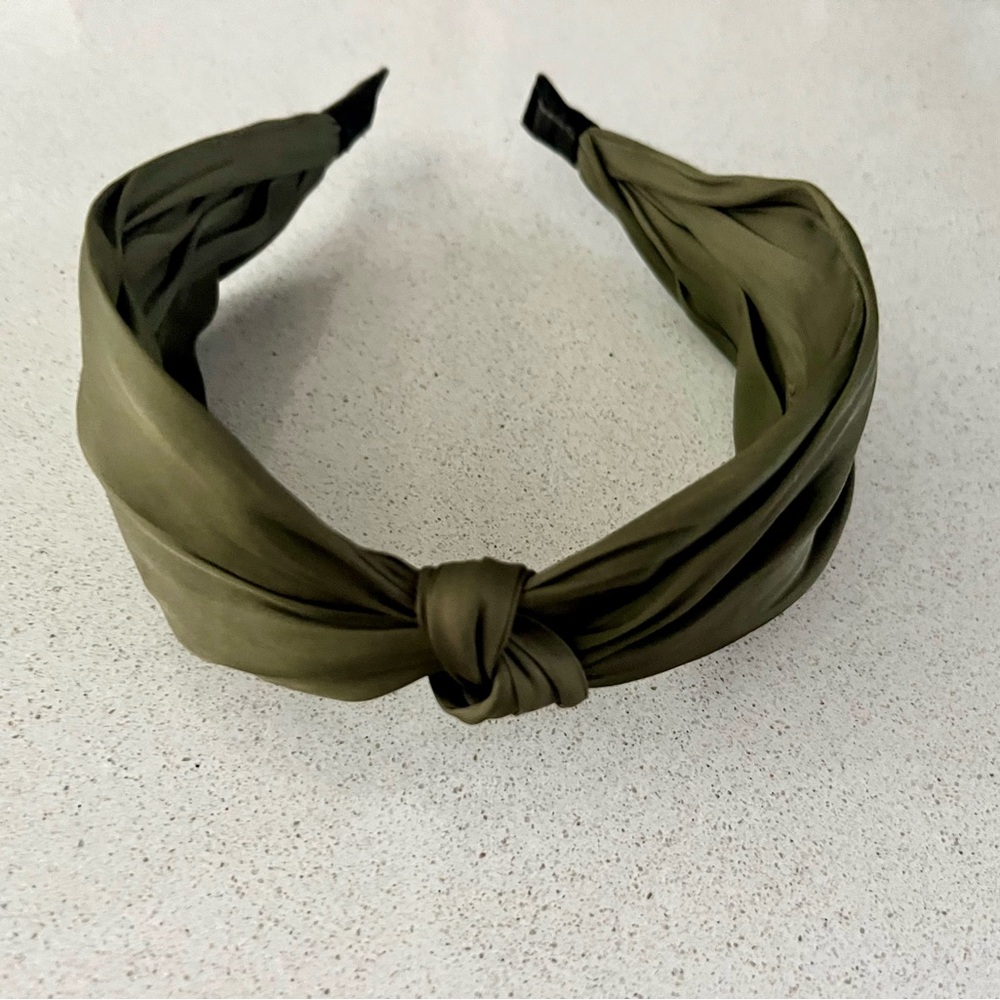 Elegant Olive Twist Headband, Home Town, Laurel, Erin Napier